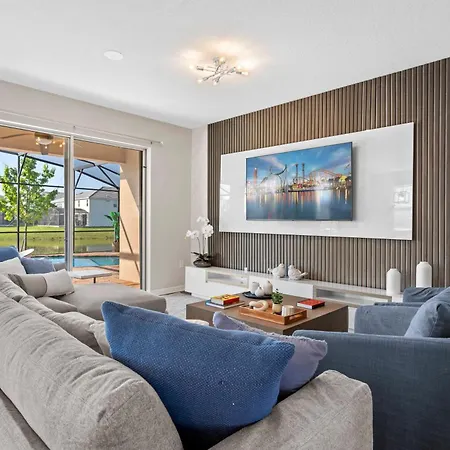 Fantastic Renovated Lake View Home With Game Room